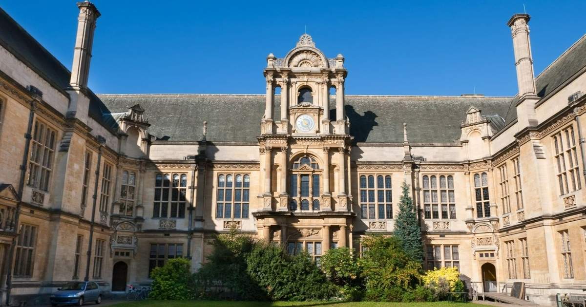 ロンドン発オックスフォード大学とケンブリッジ大学ツアー | Klook